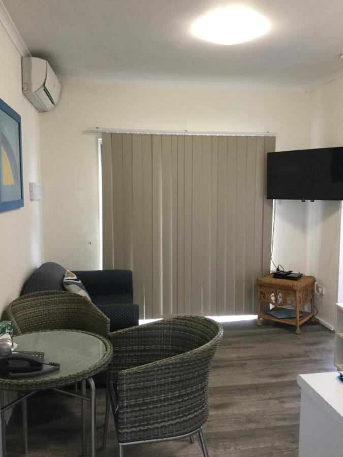 Oceanside Hawks Nest Hotel Ngoại thất bức ảnh