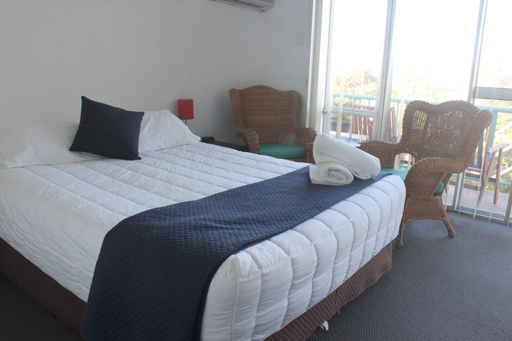 Oceanside Hawks Nest Hotel Phòng bức ảnh